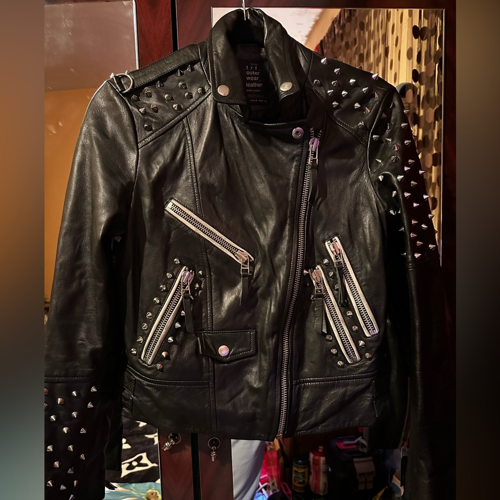 New! Women’s Zara Limited Edition Real Leather Jacket Size Medium